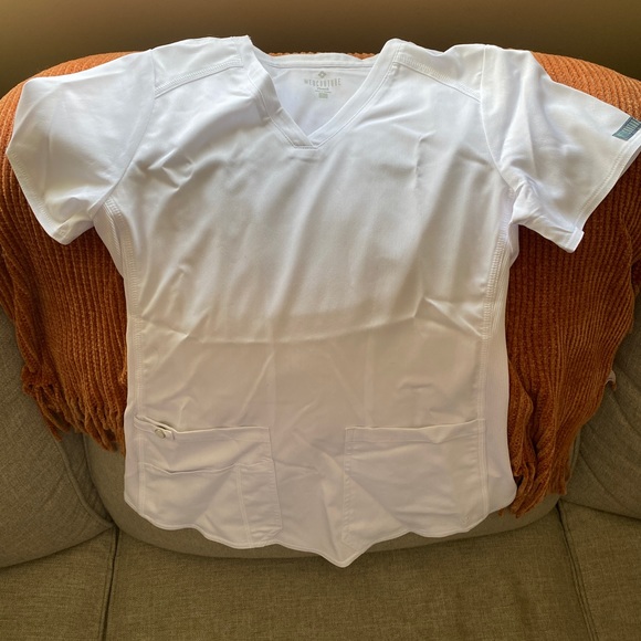 Women's Kerri V-Neck Shirttail Solid Scrub Top - Picture 1 of 6